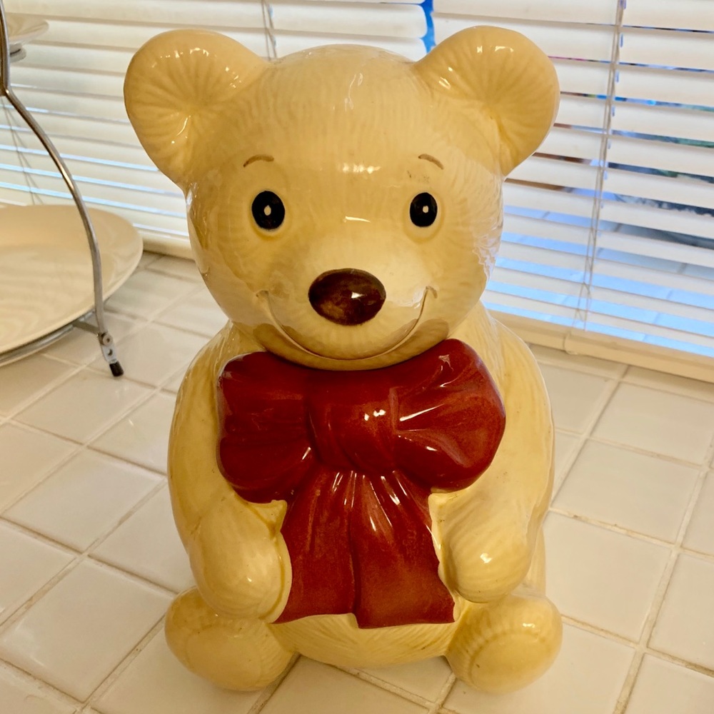 Vintage Metlox Bear Cookie Jar Excellent condition